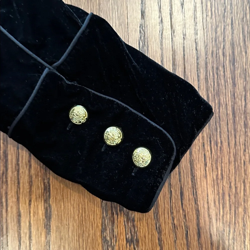 Carolina Belle Black Velvet Jacket with Gold Accents Sz XsBOGO 🖤 - Picture 2 of 4